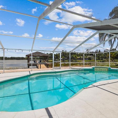 Lake House Westchase Area. Heated Pool Waterfront! Tampa Exteriör bild