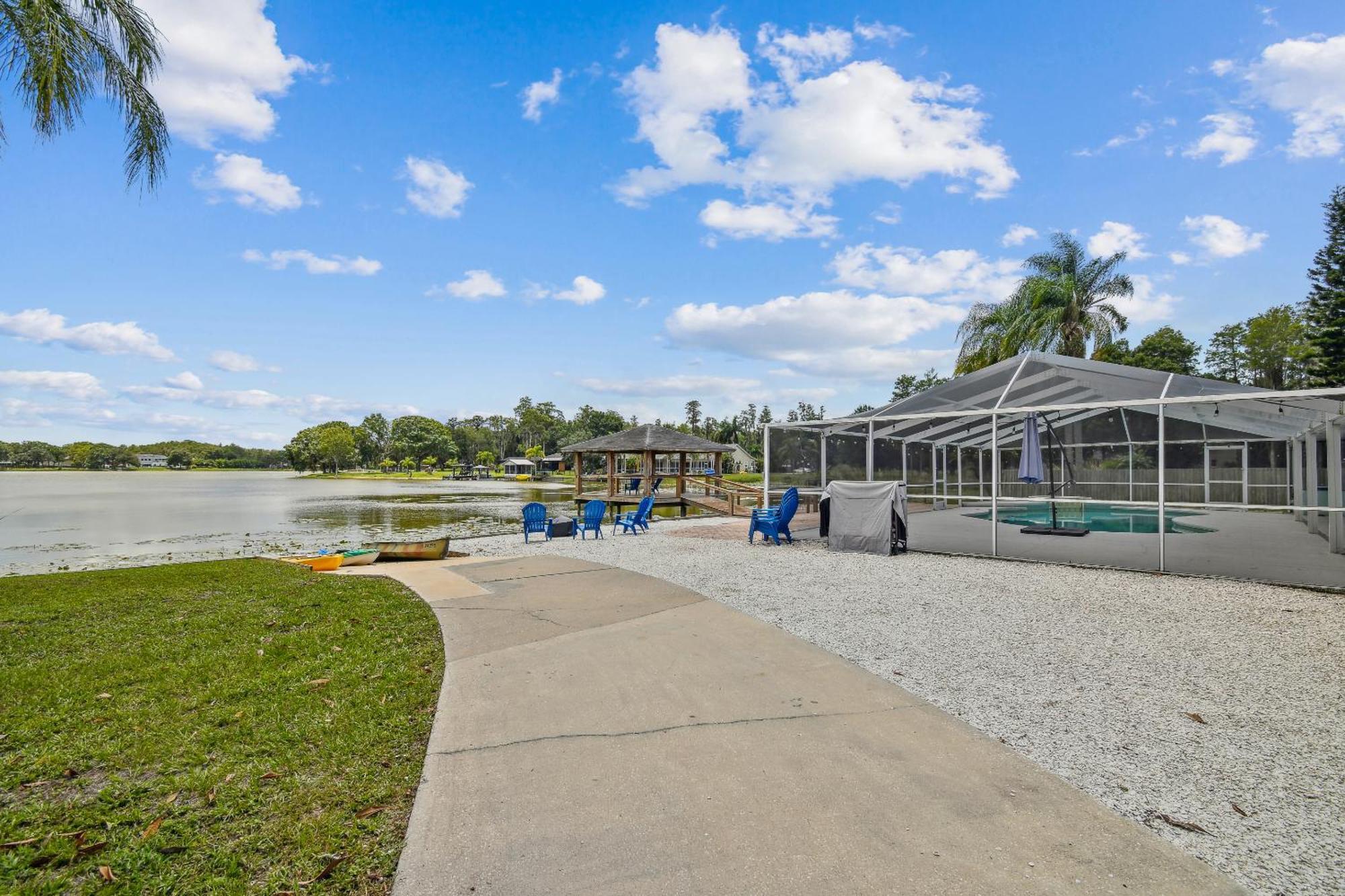 Lake House Westchase Area. Heated Pool Waterfront! Tampa Exteriör bild