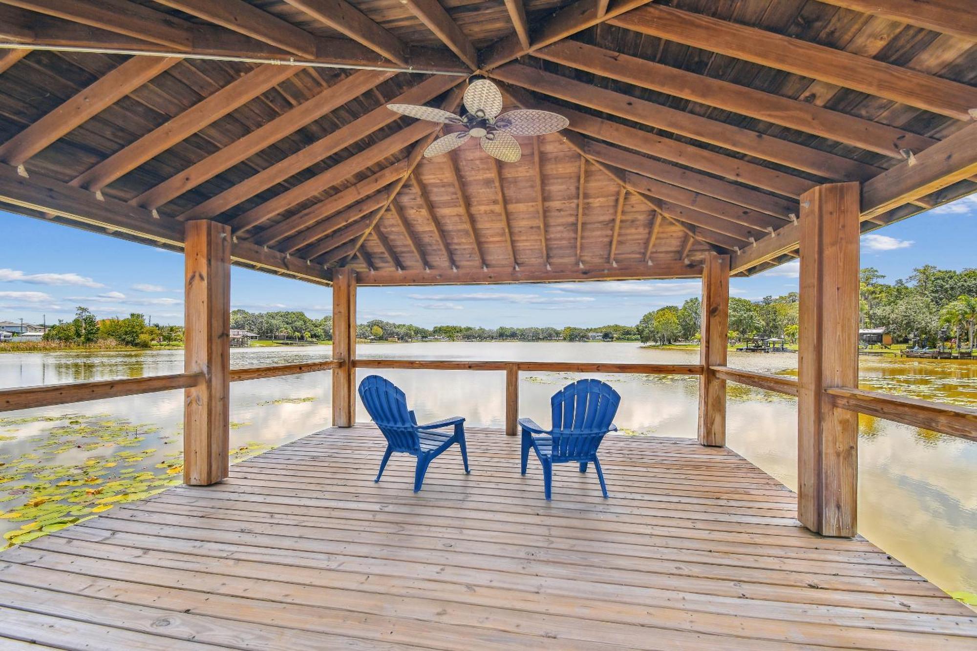 Lake House Westchase Area. Heated Pool Waterfront! Tampa Exteriör bild
