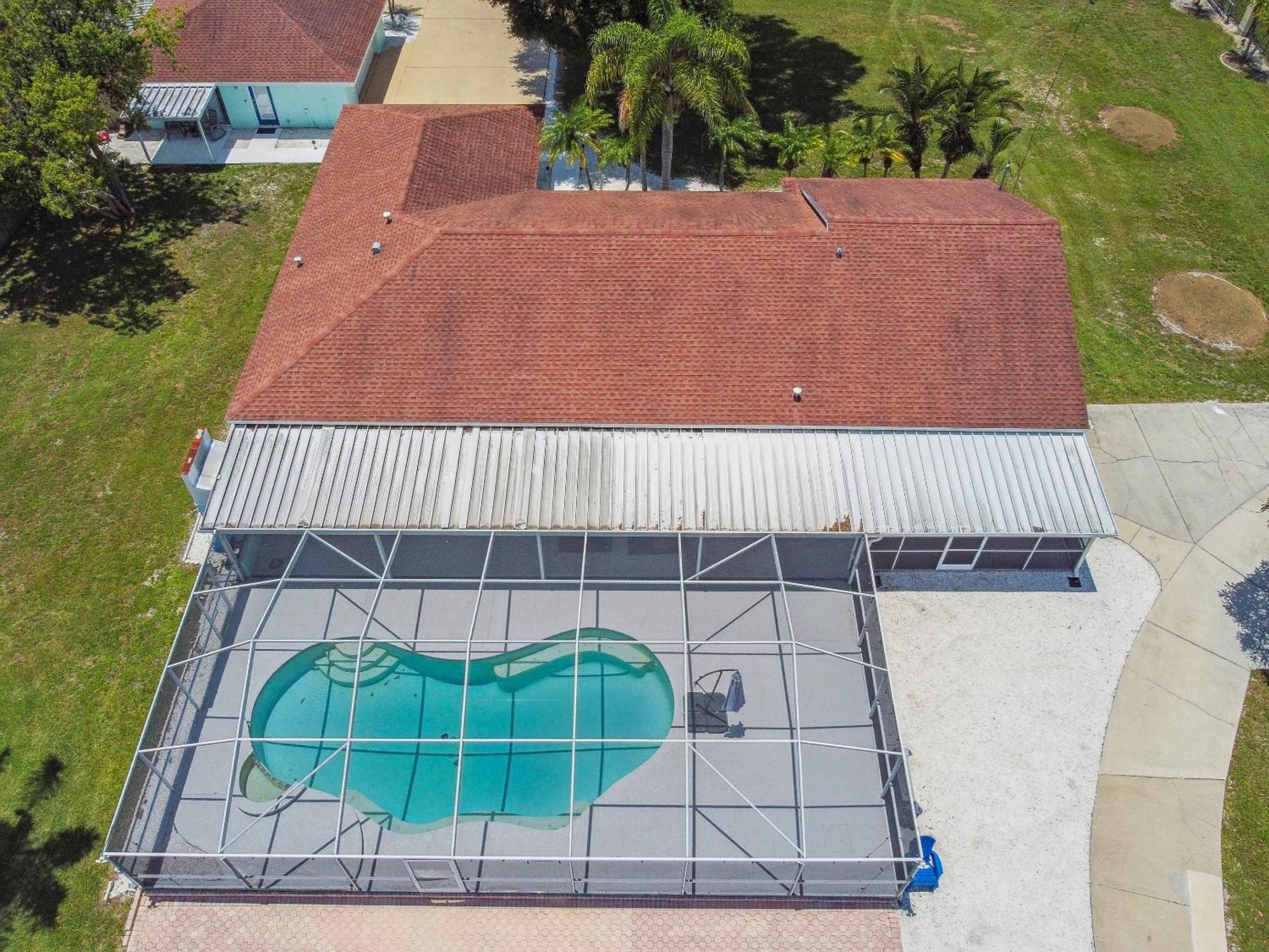 Lake House Westchase Area. Heated Pool Waterfront! Tampa Exteriör bild